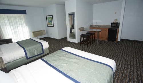 Suite, 2 Queen Beds