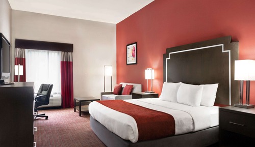 Studio Suite, 1 King Bed, Non Smoking