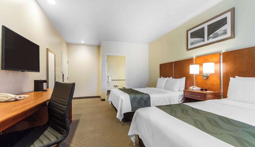 Room, 2 Queen Beds, Accessible, Non Smoking