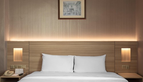 Superior Room, 1 King Bed