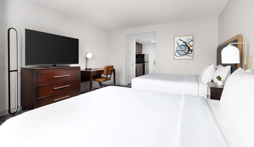 Room, 2 Queen Beds, Accessible, Bathtub (Mobility)
