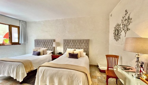 Standard Room, 2 Double Beds