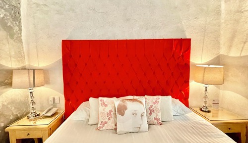 Standard Room, 1 King Bed
