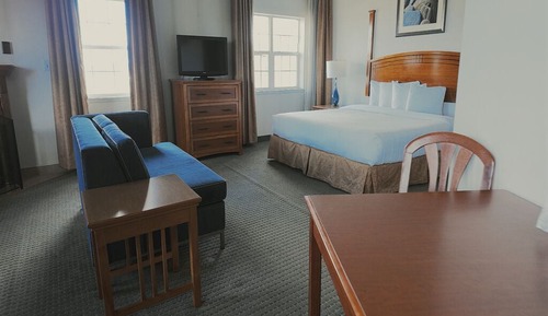 Premium Suite