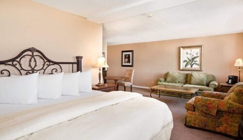 Superior Suite, 1 King Bed