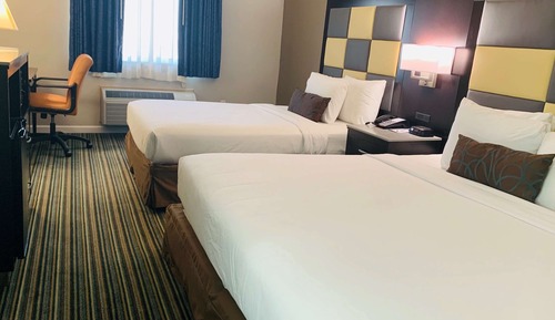 Standard Room, Multiple Beds, Non Smoking, Refrigerator & Microwave