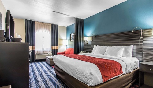 Suite, 1 King Bed, Non Smoking