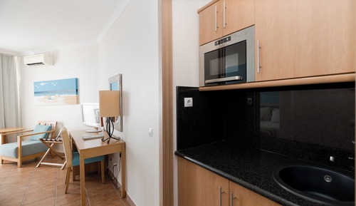 Classic Twin Room, Garden View