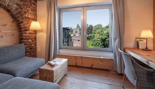 Wellness-Living-Room, 1 Room