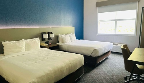 Standard Room, 2 Queen Beds, Non Smoking