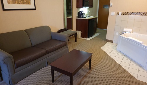 Suite, 1 King Bed with Sofa bed, Jetted Tub