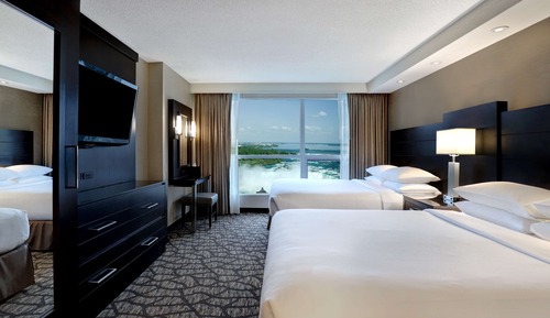 2 Queen Beds with Sofa Bed and partial view of Niagara Falls - Floors 10-25