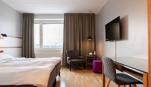 Superior Room, 1 Queen Bed, Non Smoking