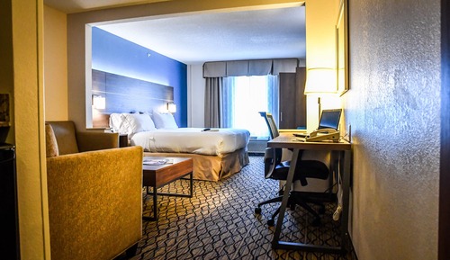 Suite, 1 King Bed
