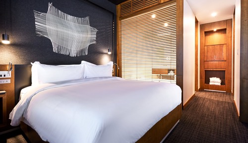 Luxury Room, 1 King Bed (Prestige)