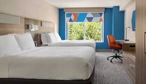 Standard Room, 1 Queen Bed, Mobility Accessible (Accessible Tub)