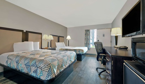 Standard Room, 2 Double Beds, Accessible, Non Smoking