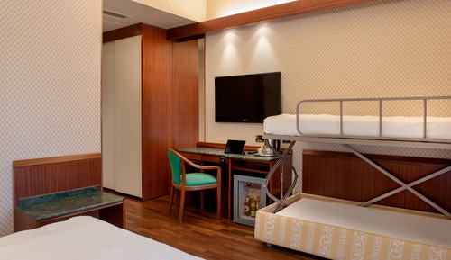 Quadruple Room with Sea View