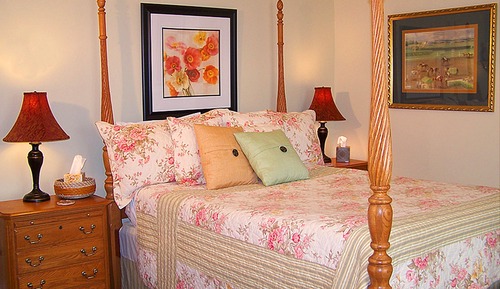 Luxury Room, 1 Queen Bed, Private Bathroom, Garden View