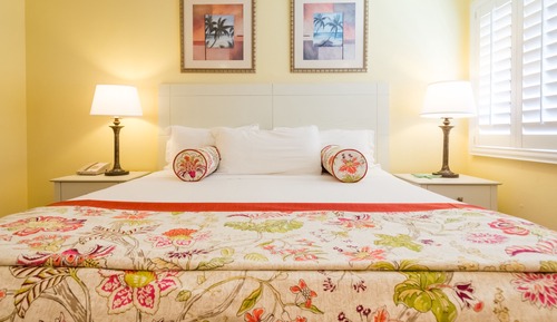 Standard Room, 1 King Bed