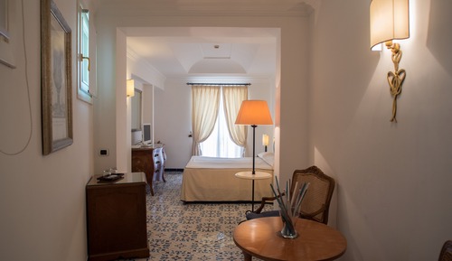 Suite, Sea View, Corner