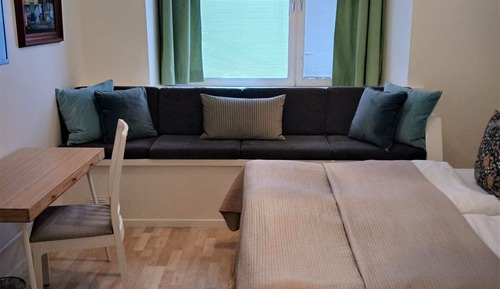 Twin Room, 1 Bedroom, Private Bathroom (Ground floor)