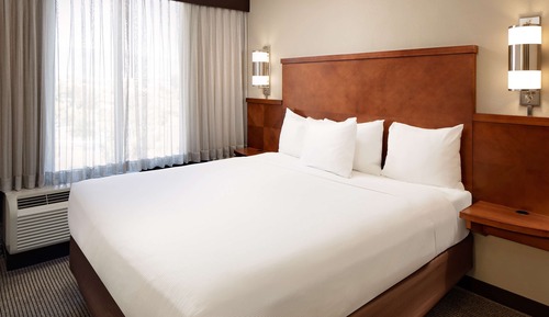 Room, 1 King Bed with Sofa bed (High Floor)