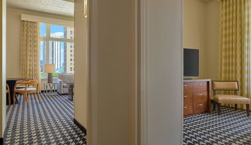 Suite, 1 King Bed with Sofa bed