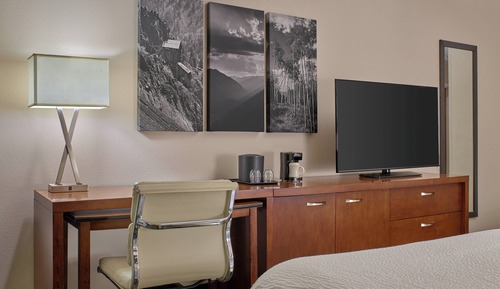 Room, 2 Queen Beds, City View