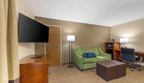 Suite, Multiple Beds, Accessible, Non Smoking