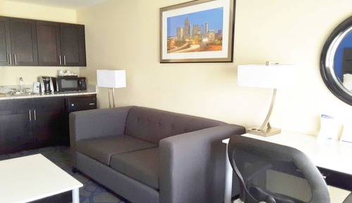 Suite, 1 King Bed