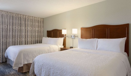 Room, 2 Queen Beds, Accessible, Non Smoking