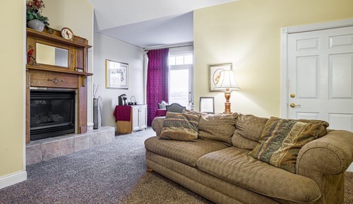 Cardinal Suite