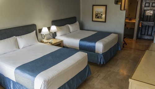Superior Suite Sea View with Balcony 2 Queen Beds
