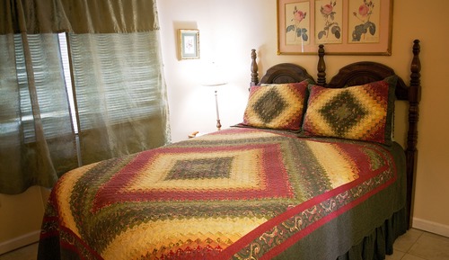 Condo, 2 Bedrooms (402)