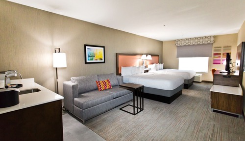 Suite, 2 Queen Beds, Accessible, Non Smoking