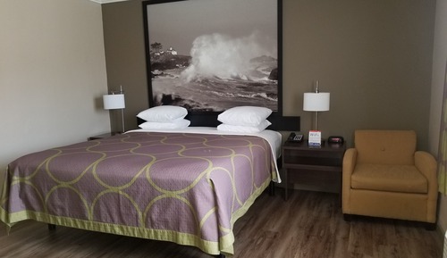 Room, 1 King Bed, Accessible, Non Smoking (Mobility)