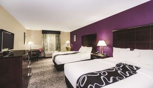 Room, 2 Queen Beds, Non Smoking