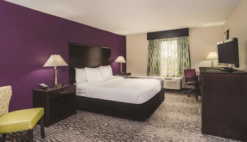 Room, 1 King Bed, Accessible, Non Smoking (Mobility)