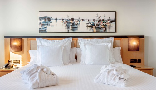 Superior Room (with Nature Reserve)