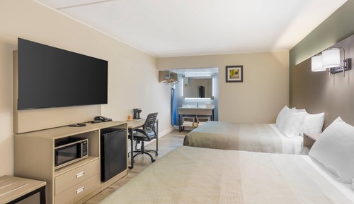 Room, 2 Queen Beds