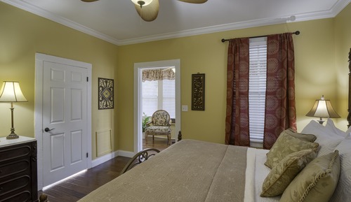 Superior Suite, 1 King Bed, City View (Aviles Suite)