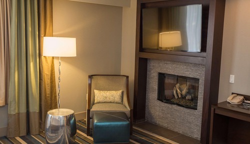 Junior Suite, 1 King Bed, Accessible (Roll In Shower)