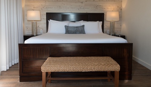 Standard Suite, 2 Bedrooms, Balcony (King)