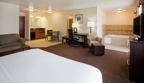 Standard Room, 1 King Bed