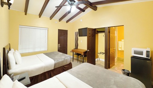Family Double Room, 2 Queen Beds, Non Smoking, Refrigerator & Microwave