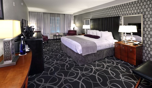 Premium Room, 1 King Bed, Non Smoking, Jetted Tub