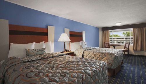 Room, 2 Queen Beds, Non Smoking