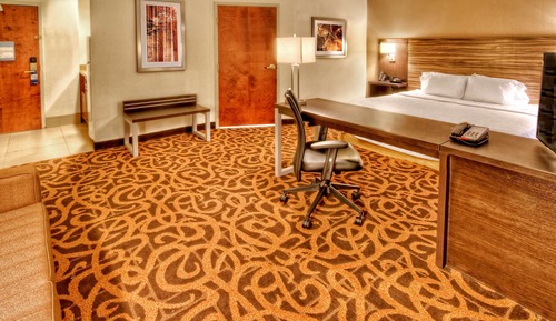 One king studio suite non smoking