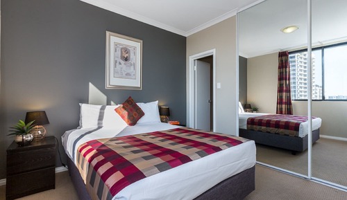 One Bedroom Apartment 